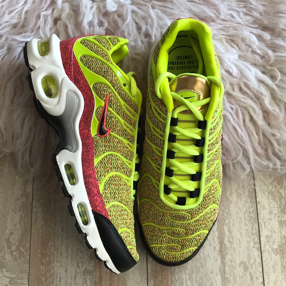 NWT Nike Air Max Plus SE Rare - Picture 4 of 8